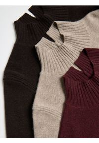Reserved - Wełniany sweter z dodatkiem kaszmiru - beżowy. Kolor: beżowy. Materiał: wełna, kaszmir #1
