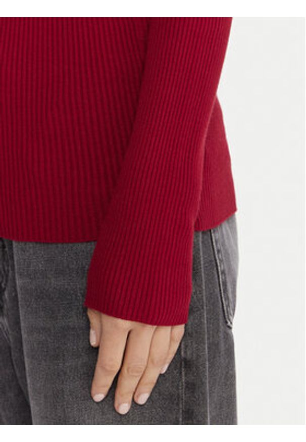 Kontatto Golf 3M0817C Czerwony Regular Fit. Typ kołnierza: golf. Kolor: czerwony. Materiał: syntetyk