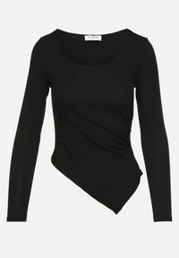 Born2be - Czarna Bluzka o Asymetrycznym Kroju Tatiletia. Okazja: na co dzień. Kolor: czarny. Wzór: gładki. Styl: klasyczny, casual, elegancki #4