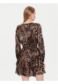 Guess Sukienka codzienna W5BK53 W2770 Brązowy Regular Fit. Okazja: na co dzień. Kolor: brązowy. Materiał: syntetyk. Typ sukienki: proste. Styl: casual #3