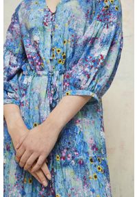 medicine - Medicine sukienka kolor niebieski maxi rozkloszowana. Kolor: niebieski. Materiał: tkanina. Typ sukienki: rozkloszowane. Długość: maxi #4