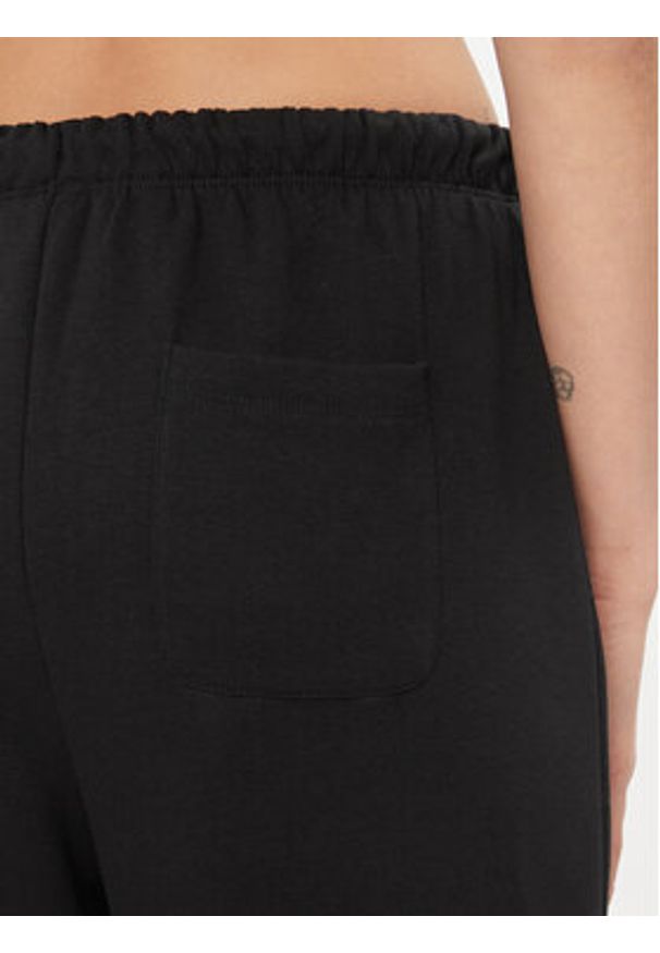 only - ONLY Spodnie dresowe Toddy 15311686 Czarny Regular Fit. Kolor: czarny. Materiał: bawełna