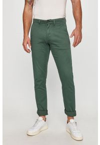 Pepe Jeans - Spodnie Charly. Okazja: na co dzień. Kolor: zielony. Materiał: bawełna, materiał, elastan, tkanina, poliester. Wzór: gładki. Styl: casual #1