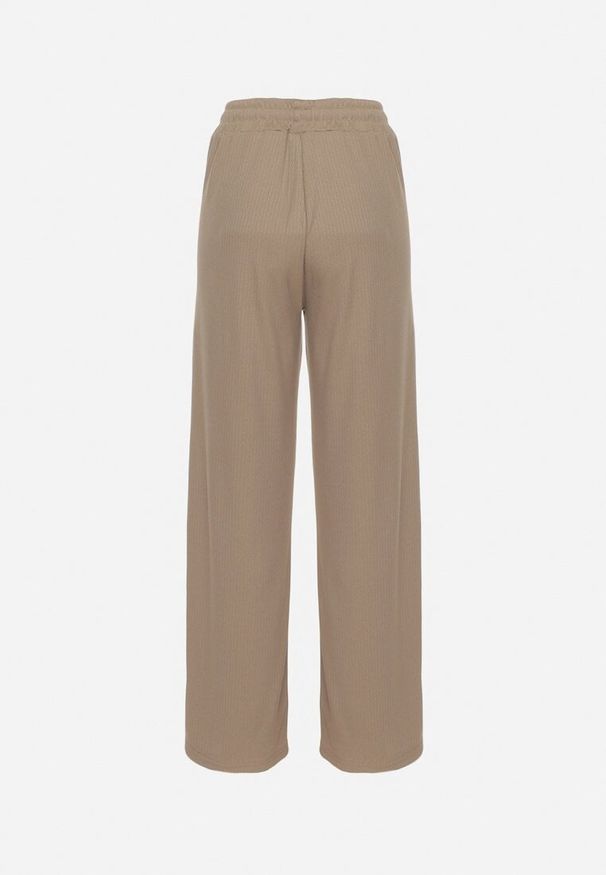 Born2be - Ciemnobeżowe Spodnie z Gumką w Pasie i Szeroką Nogawką Mironia. Okazja: na co dzień. Kolor: beżowy. Styl: casual, elegancki