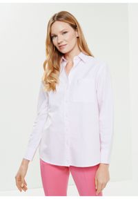 Ochnik - Różowa koszula w paski damska. Kolor: różowy. Materiał: bawełna. Długość rękawa: długi rękaw. Długość: długie. Wzór: paski #1