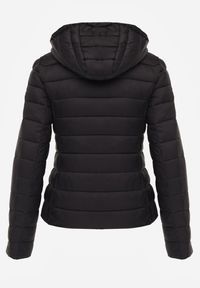 Renee - Czarna Pikowana Kurtka Przejściowa o Taliowanym Kroju z Odpinanym Kapturem Elzinnora. Kolor: czarny. Materiał: nylon, jeans #4