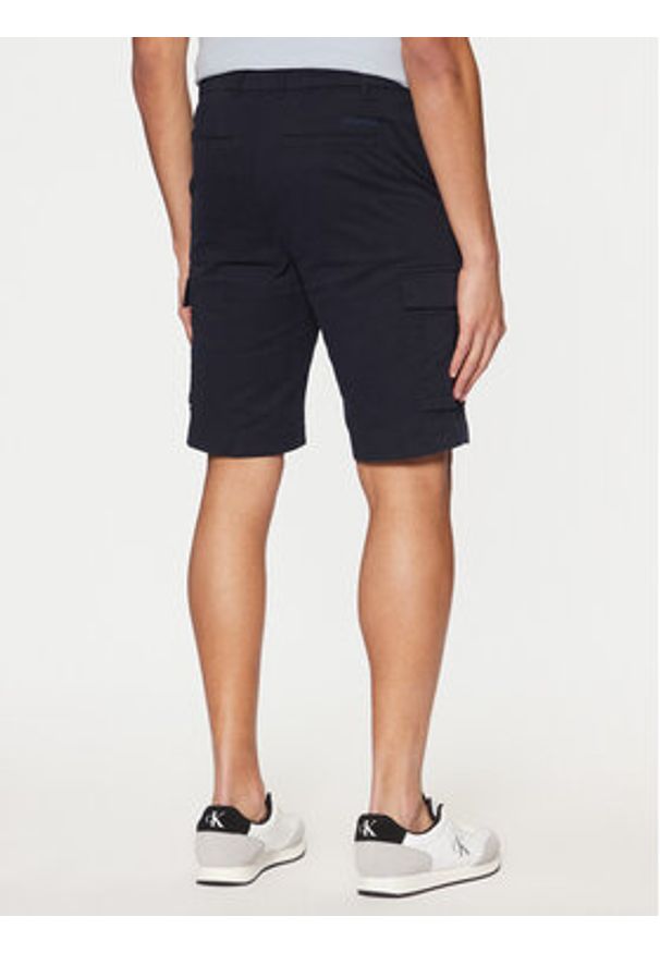 Calvin Klein Szorty materiałowe Modern Twill K10K114067 Granatowy Regular Fit. Kolor: niebieski. Materiał: bawełna