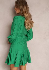 Renee - Zielona Rozkloszowana Sukienka Mini z Wiązaniem w Talii Evyna. Kolor: zielony. Długość: mini #3