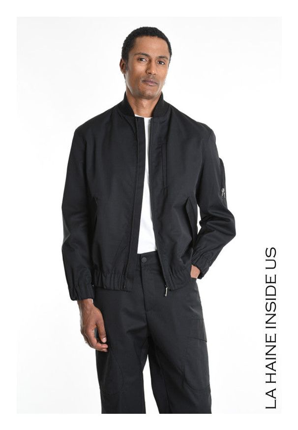La Haine Inside Us Kurtka Bomber | 3Z M1205 | Mężczyzna | Czarny. Typ kołnierza: kołnierzyk stójkowy. Kolor: czarny. Materiał: bawełna, poliester. Sezon: lato. Styl: sportowy, klasyczny, elegancki
