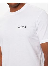 Guess T-Shirt U4BM03 KCAM1 Biały Regular Fit. Kolor: biały. Materiał: bawełna