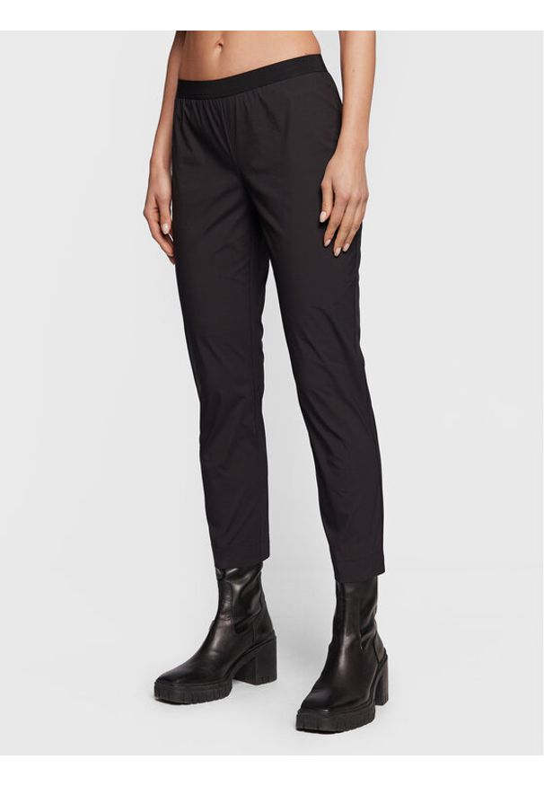Liviana Conti Spodnie materiałowe F3SK81 Czarny Regular Fit. Kolor: czarny. Materiał: materiał, bawełna, syntetyk