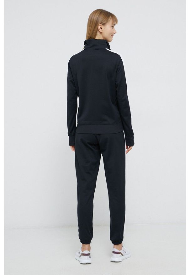 Under Armour - Dres. Kolor: czarny. Materiał: dresówka