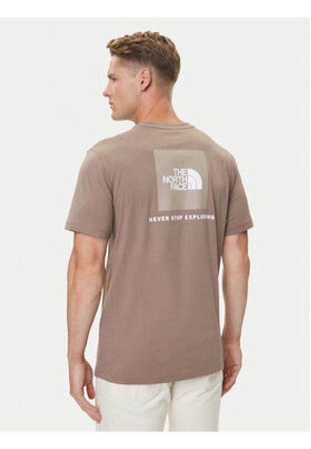 The North Face T-Shirt Redbox NF0A87NP Beżowy Regular Fit. Kolor: beżowy. Materiał: bawełna