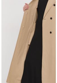 Hugo - HUGO płaszcz z domieszką lnu kolor beżowy przejściowy dwurzędowy. Okazja: na co dzień. Kolor: beżowy. Materiał: len. Styl: klasyczny, casual