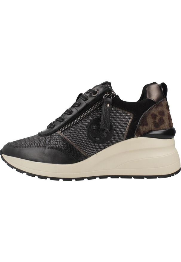 Carmela - Buty CARMELA 169392 Czarny. Kolor: czarny. Materiał: tkanina, skóra. Styl: sportowy