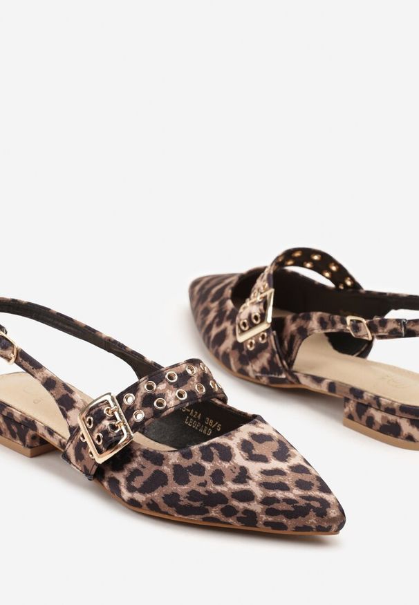 Renee - Panterkowe Sandały Slingback ze Szpiczastym Noskiem i Paskiem z Klamerką Pollime. Okazja: na co dzień, na imprezę, na spotkanie biznesowe, do pracy. Nosek buta: szpiczasty. Zapięcie: pasek. Sezon: lato. Obcas: na obcasie. Styl: klasyczny, elegancki, biznesowy, casual. Wysokość obcasa: niski