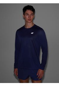4f - 4F Longsleeve do biegania szybkoschnący męski - szary M. Kolor: szary. Materiał: włókno, tkanina, materiał, syntetyk, dzianina. Długość rękawa: długi rękaw. Długość: krótkie. Wzór: gładki, ze splotem. Sport: bieganie