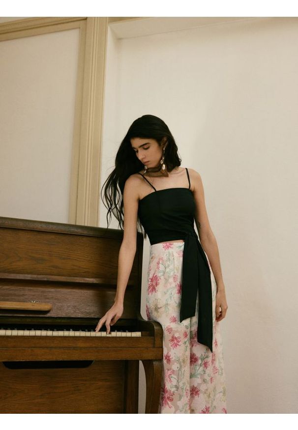 Reserved - Luźne spodnie z żakardowym wzorem - wielobarwny. Materiał: żakard