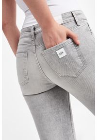 Armani Exchange - Jeansy damskie ARMANI EXCHANGE