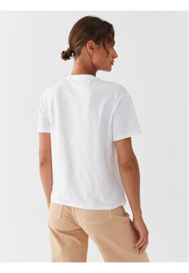 United Colors of Benetton - United Colors Of Benetton T-Shirt 3096D102O Biały Regular Fit. Kolor: biały. Materiał: bawełna