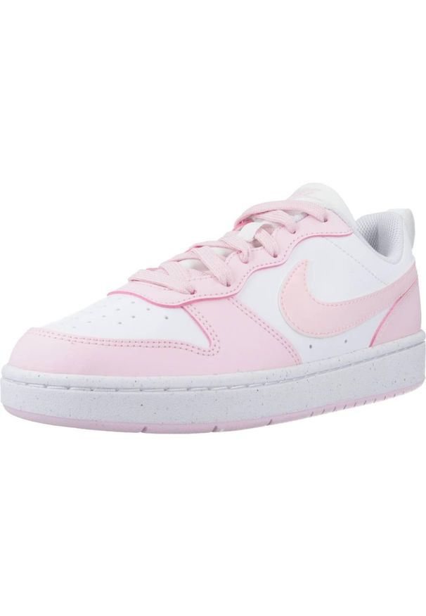 Buty do chodzenia damskie Nike Court Borough Low Recraft. Kolor: wielokolorowy, brązowy. Materiał: materiał, syntetyk. Szerokość cholewki: normalna. Model: Nike Court. Sport: turystyka piesza