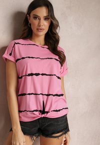 Renee - Różowy T-shirt Tie Dye z Ozdobnym Wiązaniem i Krótkim Rękawem Lilou. Kolor: różowy. Materiał: jeans, tkanina. Długość rękawa: krótki rękaw. Długość: krótkie #5