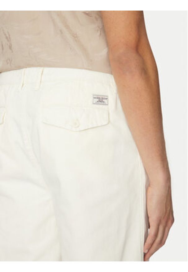 Guess Jeans Szorty materiałowe M5GD44 WGCV1 Écru Regular Fit. Materiał: bawełna