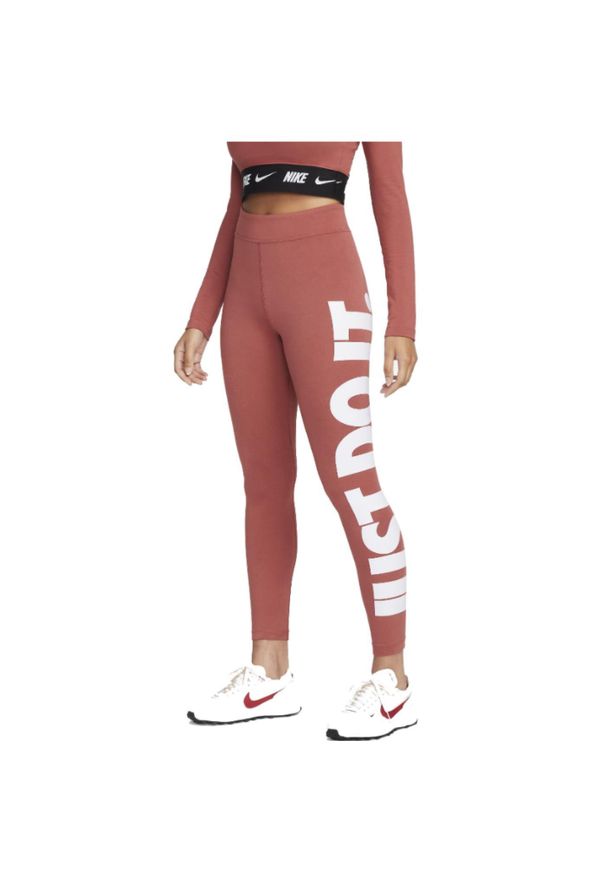 odzież Damskie Nike. Kolor: czerwony