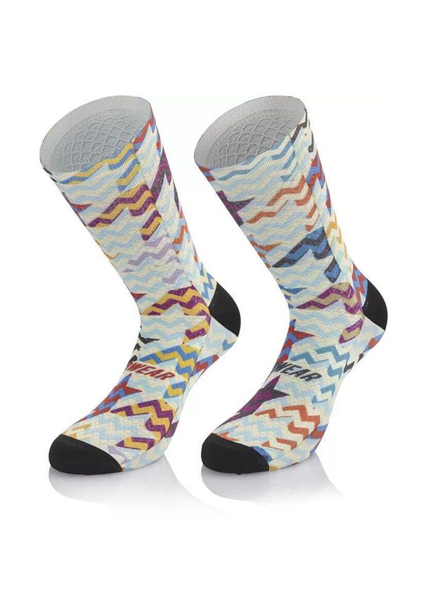 MB WEAR - Skarpetki Mb Wear Fun H17 Founder T.PDP. Kolor: wielokolorowy, czarny. Sport: kolarstwo