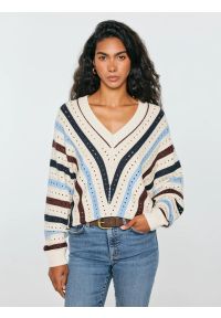 Big-Star - sweter damski o lekko ażurowym splocie wielokolorowy vikalia 000. Kolor: wielokolorowy. Materiał: bawełna, wiskoza. Wzór: ażurowy, ze splotem #1