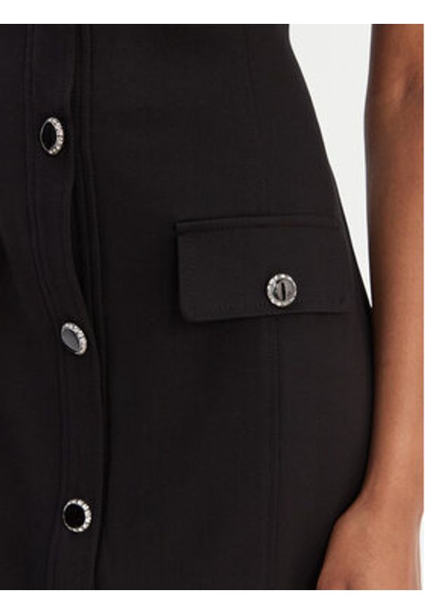 Guess Sukienka codzienna W6RK34 KCMU2 Czarny Classic Fit. Okazja: na co dzień. Kolor: czarny. Materiał: syntetyk, wiskoza. Typ sukienki: proste. Styl: casual