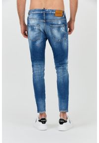 DSQUARED2 Niebieskie jeansy Skater Jean. Kolor: niebieski