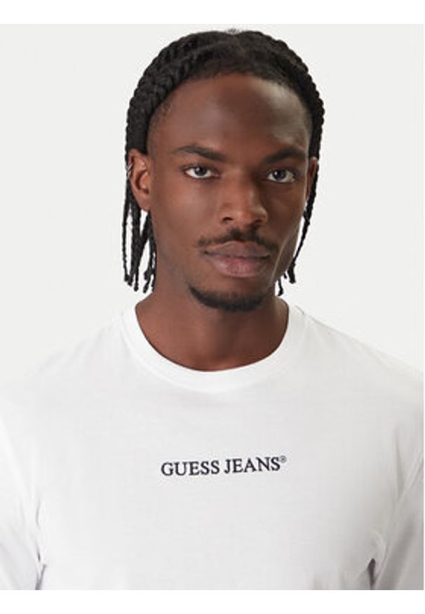 Guess Jeans Longsleeve M5RI84 K8HM0 Biały Regular Fit. Kolor: biały. Materiał: bawełna. Długość rękawa: długi rękaw