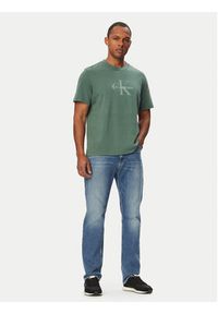 Calvin Klein Jeans T-Shirt SS 20S LV04RG832G Zielony Regular Fit. Kolor: zielony. Materiał: bawełna #3