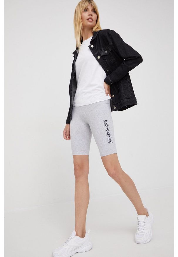 Napapijri szorty damskie kolor szary melanżowe high waist. Stan: podwyższony. Kolor: szary. Wzór: melanż