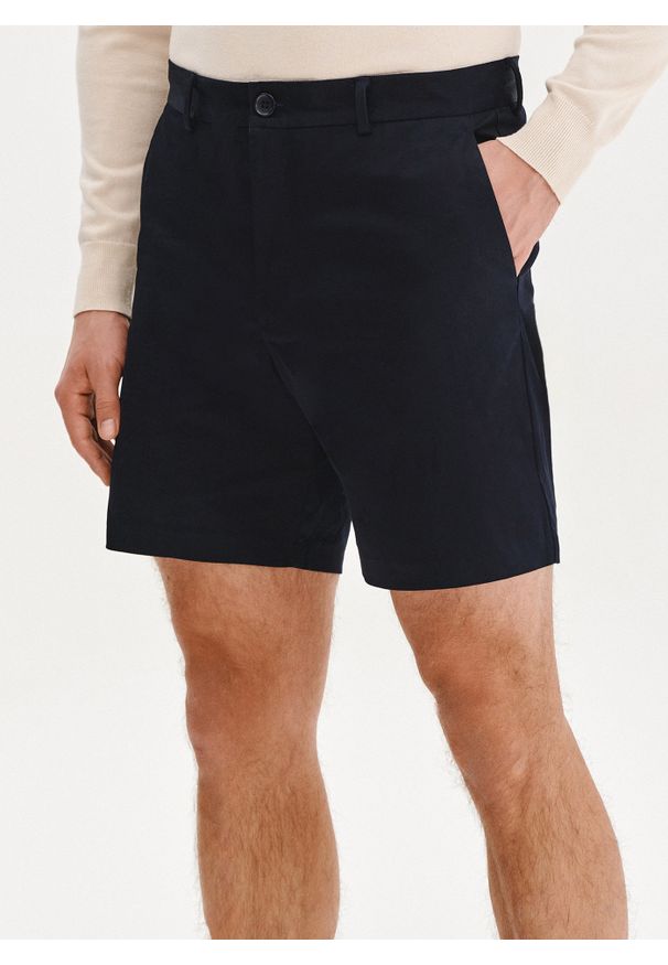 Pako Lorente - PAKO LORENTE - Granatowe szorty męskie z bawełną. Kolor: czarny, niebieski, beżowy. Materiał: bawełna. Wzór: gładki. Sezon: lato