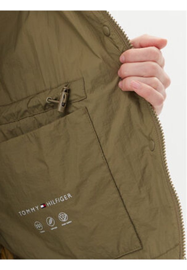 TOMMY HILFIGER - Tommy Hilfiger Wiatrówka WW0WW46444 Khaki Relaxed Fit. Kolor: brązowy. Materiał: syntetyk