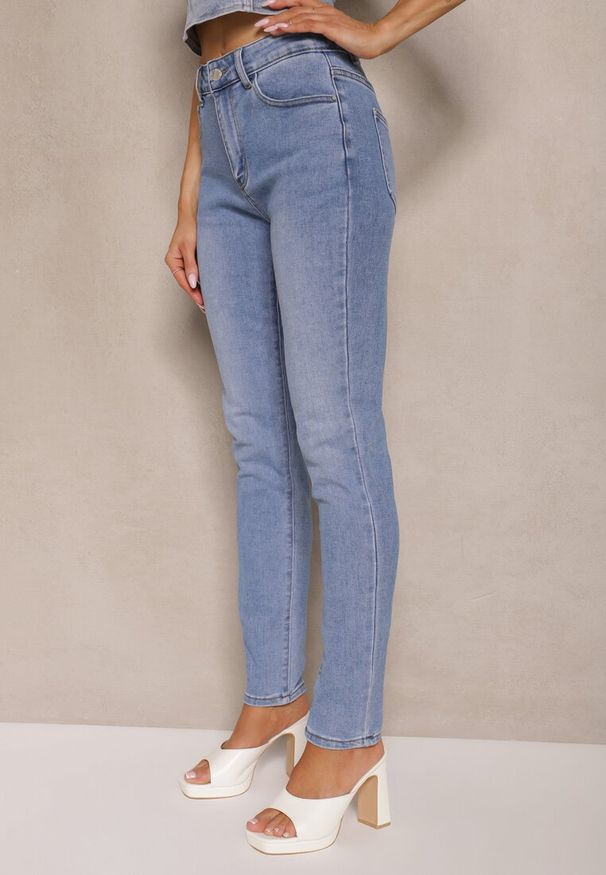 Renee - Jasnoniebieskie Jeansy Skinny z Bawełną High Waist Mevorra. Okazja: na co dzień. Stan: podwyższony. Kolor: niebieski. Styl: klasyczny, casual