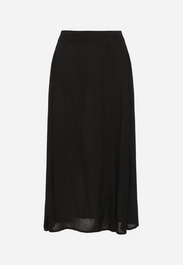 Born2be - Czarna Spódnica z Wiskozy o Rozkloszowanym Kroju Galinelle. Okazja: na co dzień. Kolor: czarny. Materiał: wiskoza. Styl: elegancki, casual