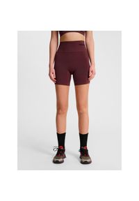 Szorty damskie Hummel TIF. Kolor: różowy, czerwony, brązowy, wielokolorowy. Sport: fitness, joga i pilates