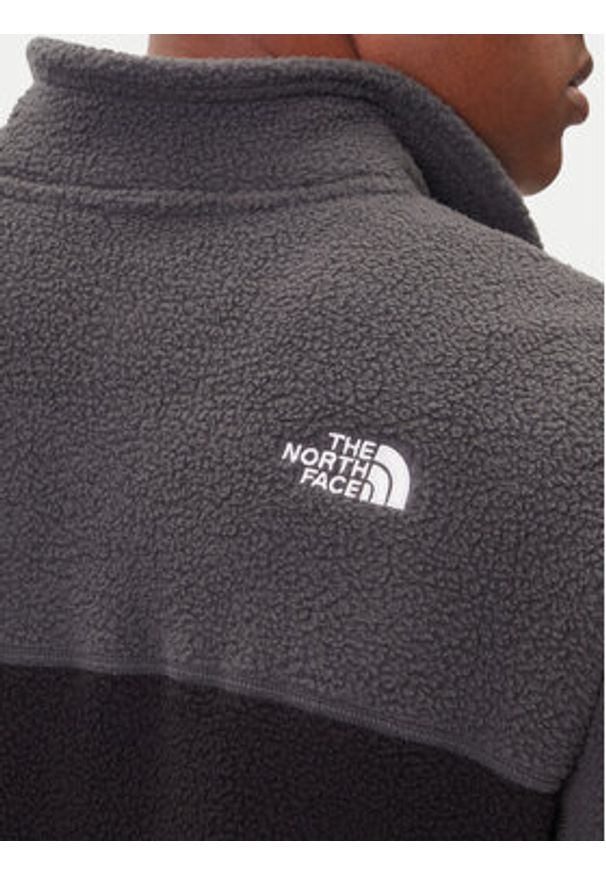 The North Face Polar Yumiori NF0A883S Czarny Regular Fit. Kolor: czarny. Materiał: syntetyk