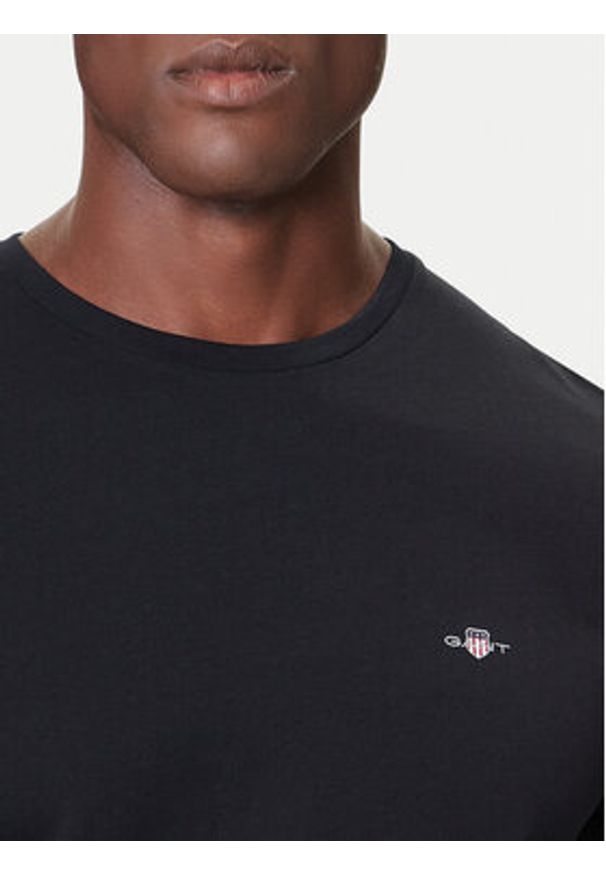 GANT - Gant T-Shirt 2004080 Czarny Regular Fit. Kolor: czarny. Materiał: bawełna