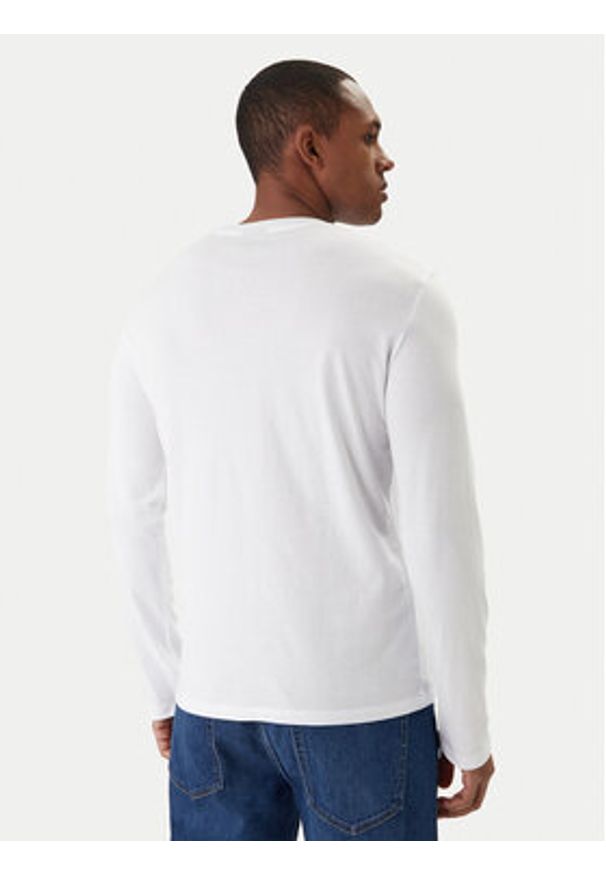 Armani Exchange T-Shirt XM002684 AF10356 U0002 Biały Regular Fit. Kolor: biały. Materiał: bawełna