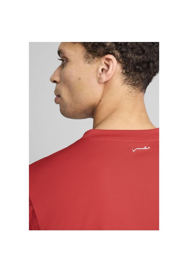 Puma - Męska koszulka domowa Egipt 2025 PUMA Red Black. Kolor: czerwony, wielokolorowy, czarny. Wzór: aplikacja