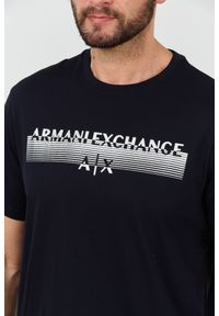 Armani Exchange - ARMANI EXCHANGE Granatowy t-shirt ze srebrnym logo. Kolor: niebieski