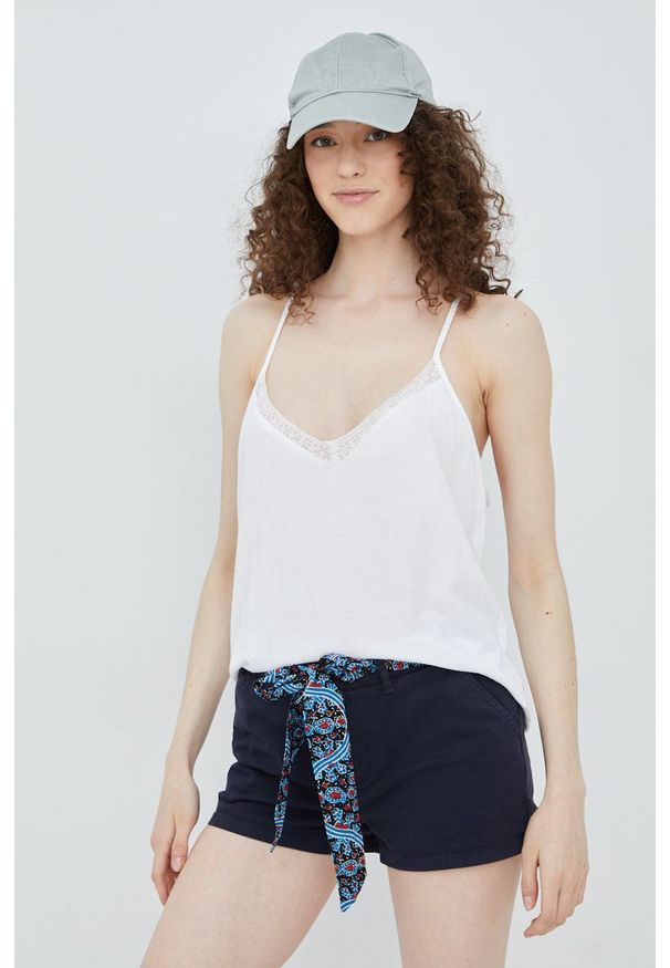 Superdry top damski kolor biały. Kolor: biały. Materiał: koronka, bawełna, dzianina. Długość rękawa: na ramiączkach. Wzór: gładki