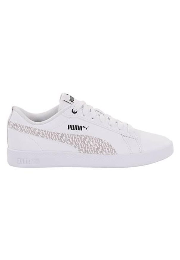 Buty do chodzenia damskie Puma Smash V2 L. Zapięcie: sznurówki. Kolor: biały, wielokolorowy. Materiał: materiał. Szerokość cholewki: normalna. Sport: turystyka piesza