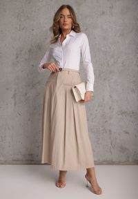 Renee - Beżowa Rozkloszowana Spódnica z Wiskozy Zdobiona Plisami i Paskiem Durklea. Okazja: na co dzień. Kolor: beżowy. Materiał: wiskoza. Wzór: aplikacja. Styl: casual, elegancki #1