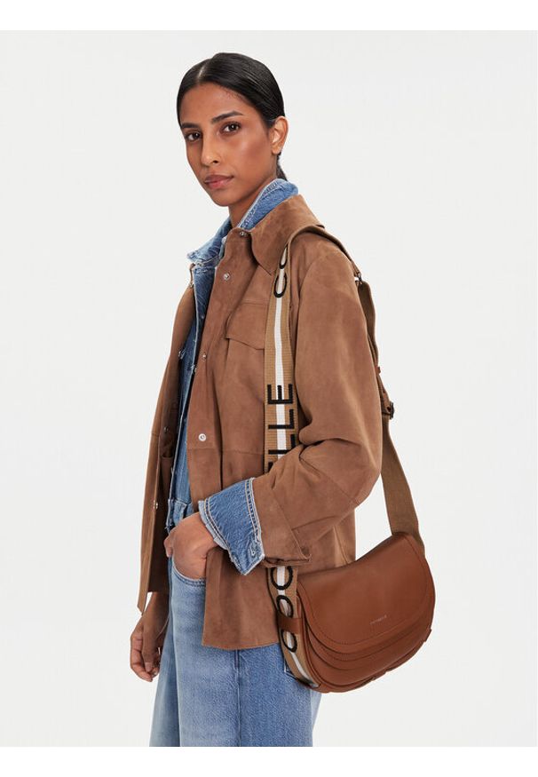 Coccinelle Torebka SQ0 Coccinelle Raquel E1 SQ0 15 03 01 Brązowy. Kolor: brązowy. Materiał: skórzane