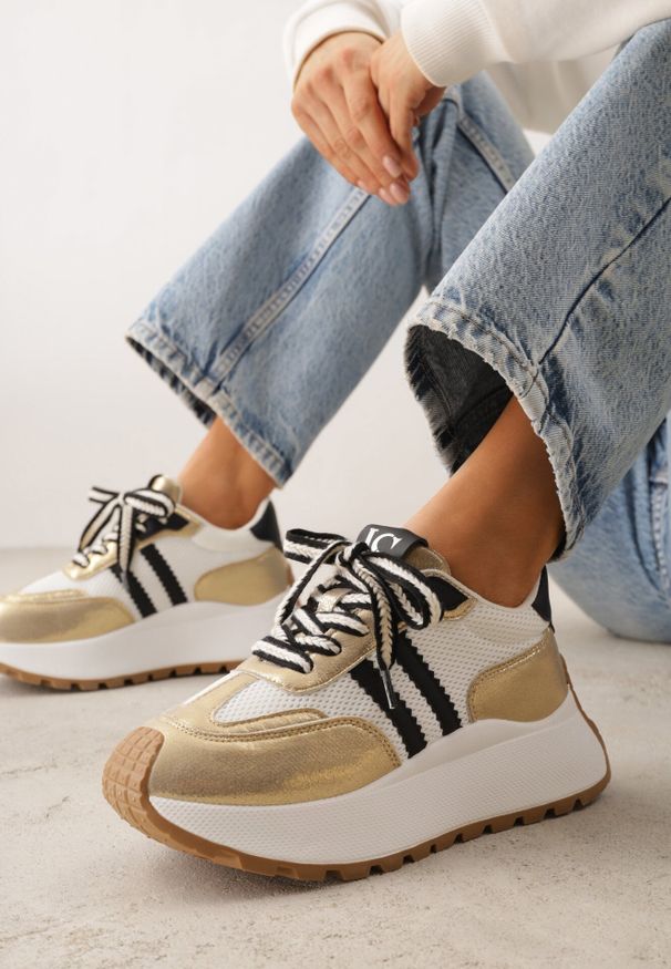 Born2be - Złote Sneakersy VICES w Stylu Streetwearowym na Grubej Podeszwie Ilinatea. Okazja: na co dzień. Kolor: złoty. Materiał: jeans